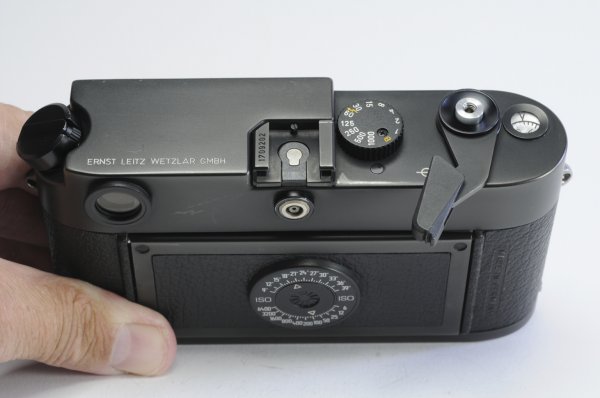 Leitz / Leica M6 Classic 'Wetzlar' 0.72 Black - £2,495.00 - JK